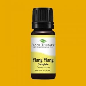 Ylang Ylang Complete er ákaflega sætur og þéttur blómailmur.